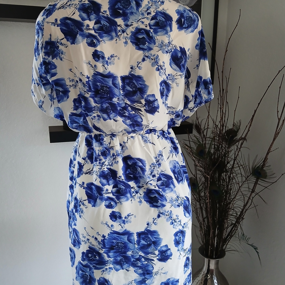 Alice + Olivia Blue Floral Midi Dress - Picture 8 of 12